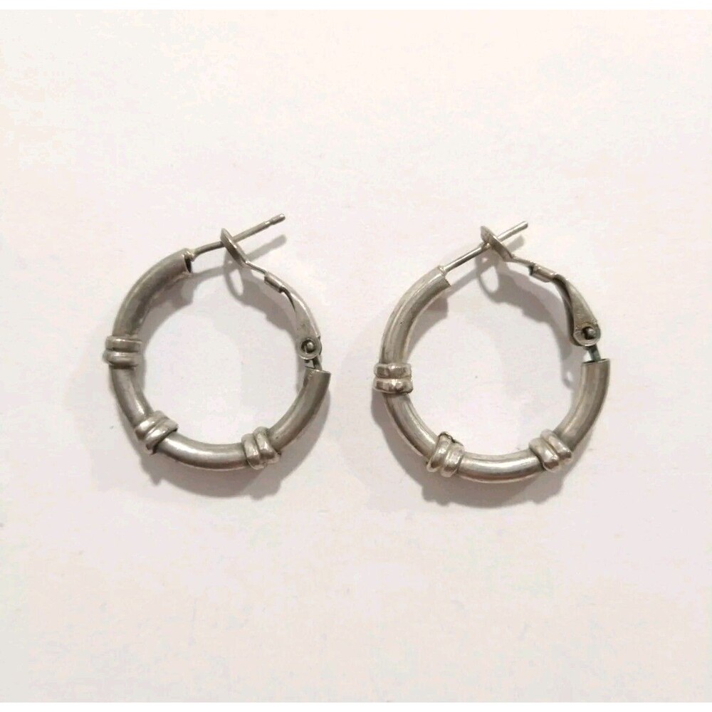 Vintage Silver Tone Hoop Earrings Omega Back Round Small Lightweight 80s Gift
